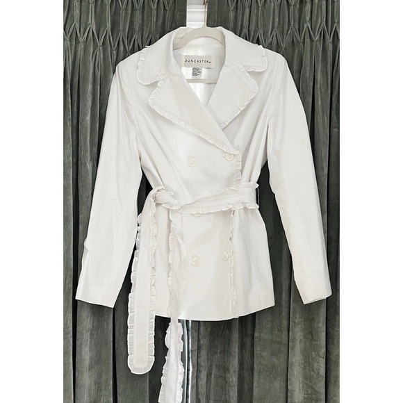 Doncaster Jackets & Blazers - Vtg Doncaster White Trench Blazer Ruffle Sz 12 Double Breast Button Belt Cotton